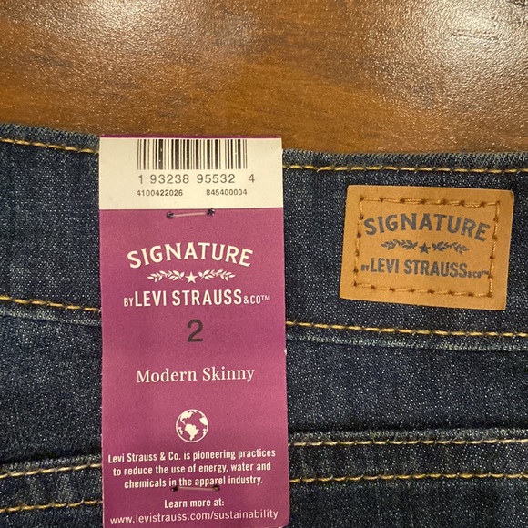 NWT Signature by Levi Strauss & Co Modern Skinny Women's Jeans Size 2 / 26 W - Picture 7 of 10